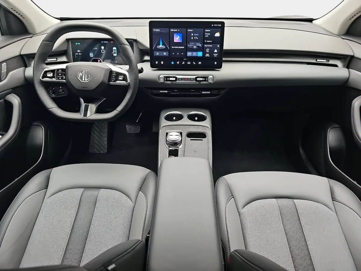 MG S5 EV 64 KWH MY25 LUXURY