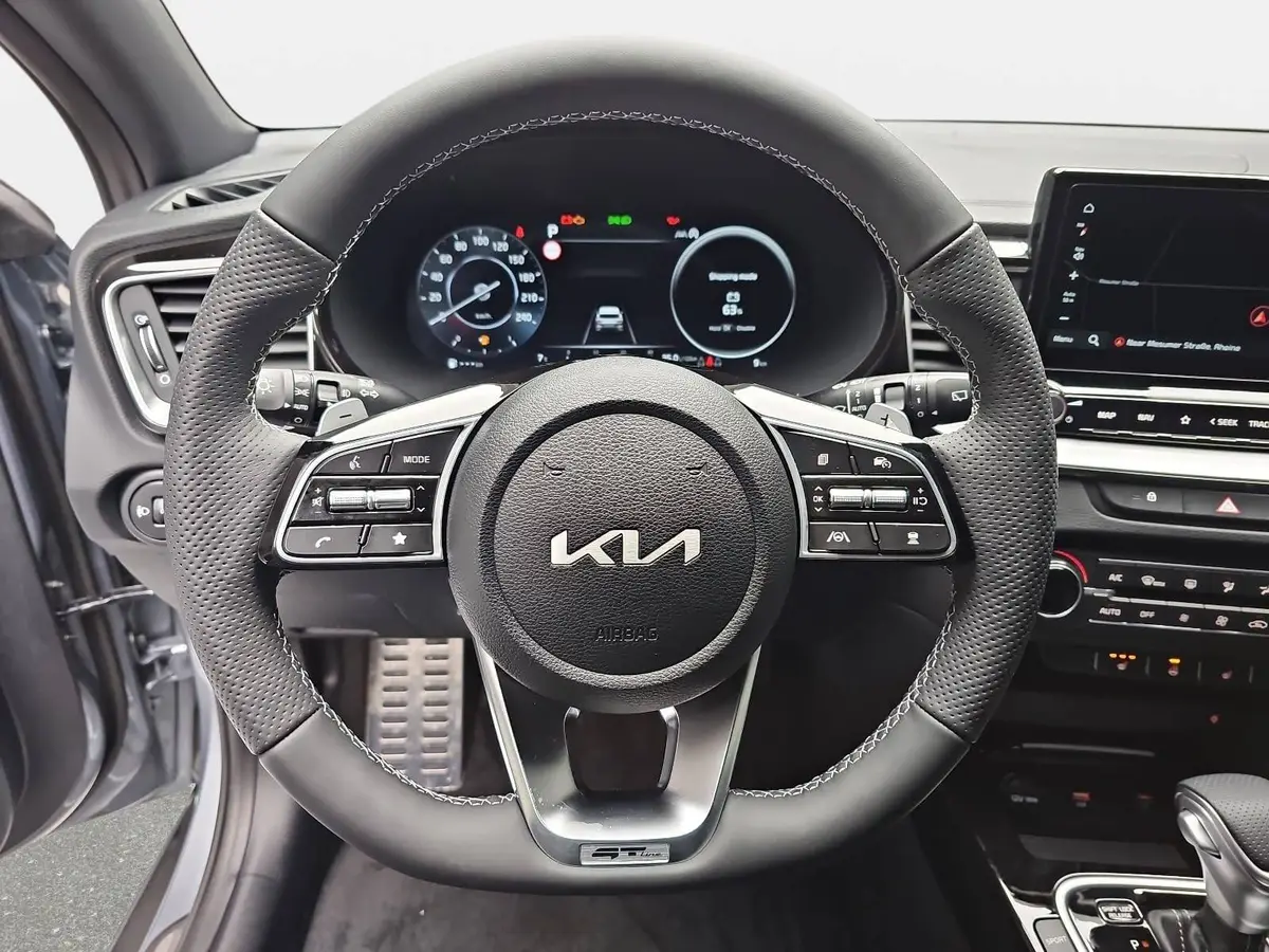 KIA XCEED 1.6 T-GDI 150 DCT GT-LINE MJ26 LEDER GLASDACH