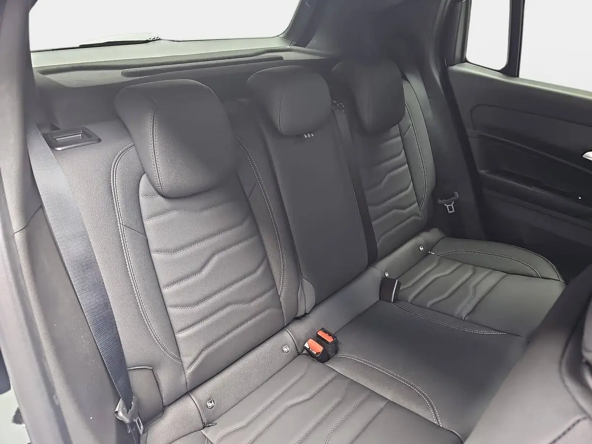 JEEP AVENGER ELEKTRO SUMMIT MJ26 LEDERSITZE INFOTAINMENT & KOMFORTPAKET