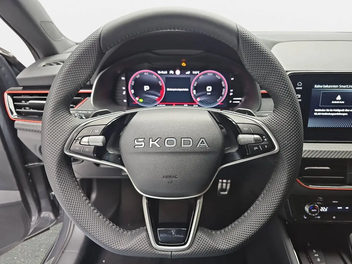 SKODA KAMIQ 1.0 TSI DSG MONTE CARLO LED PANORAMA WINTER KAMERA