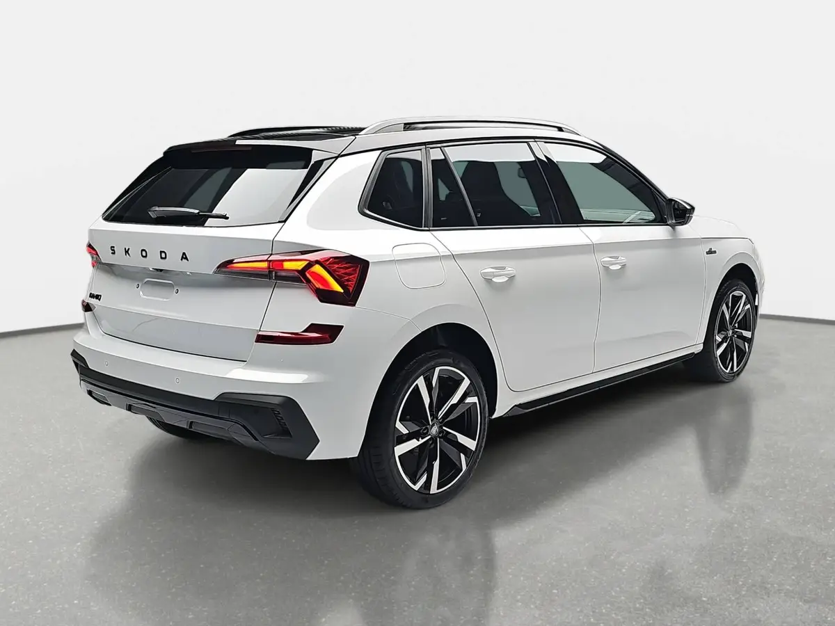 SKODA KAMIQ 1.5 TSI DSG MONTE CARLO NAVI MATRIX-LED PANO WINTE