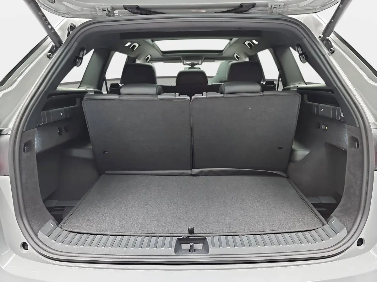 SKODA KODIAQ 1.5 TSI DSG SPORTLINE NAVI LED ACC PANO WINTER AHK