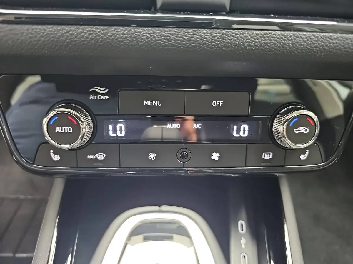 SKODA KAMIQ 1.0 TSI DSG CLASSIC LED KAMERA LM