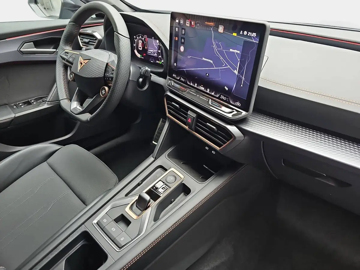 CUPRA FORMENTOR 1.5 ETSI DSG NAVI LED-HD ACC PANO WINTER KAMERA AH