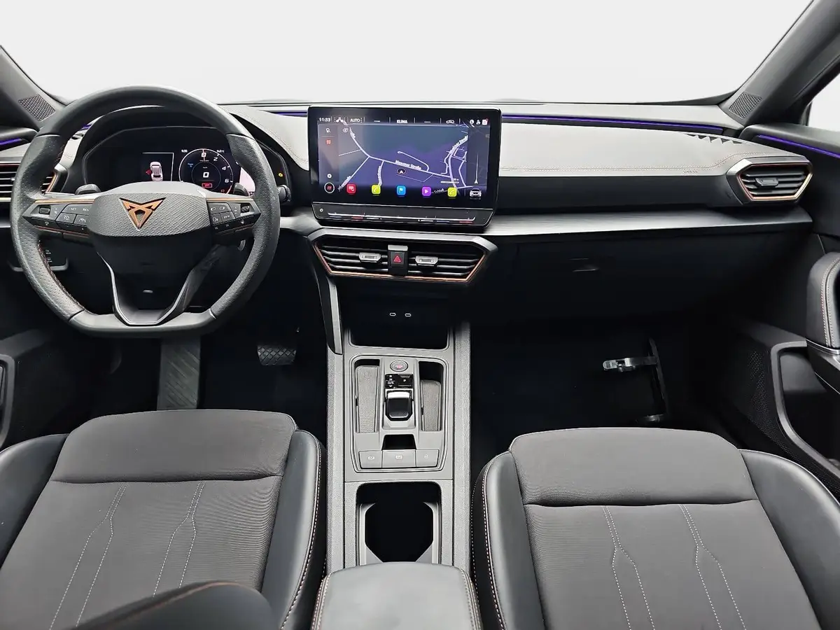 CUPRA FORMENTOR 1.4 E-HYBRID DSG MATRIX PANO AHK