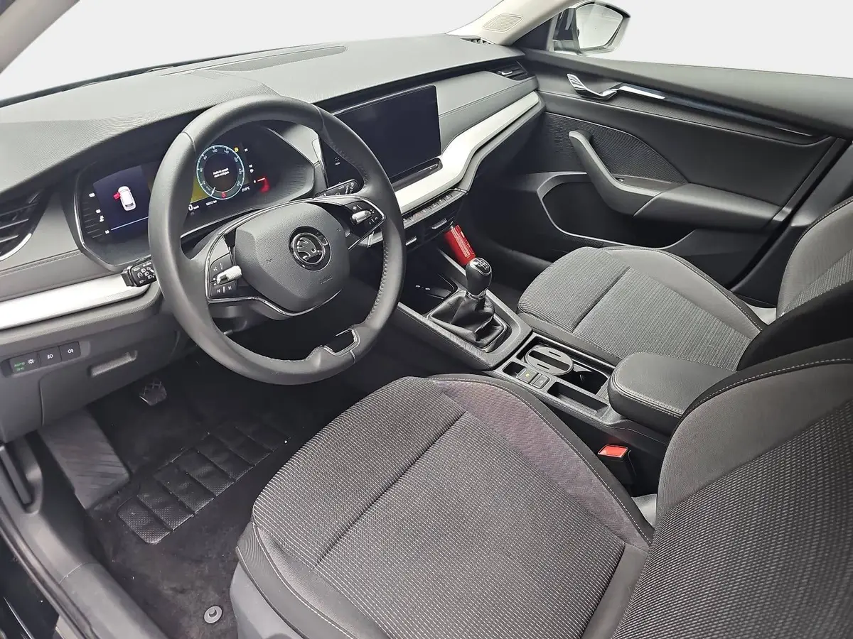 SKODA OCTAVIA COMBI 1.0 TSI AMBITION NAVI LED LM