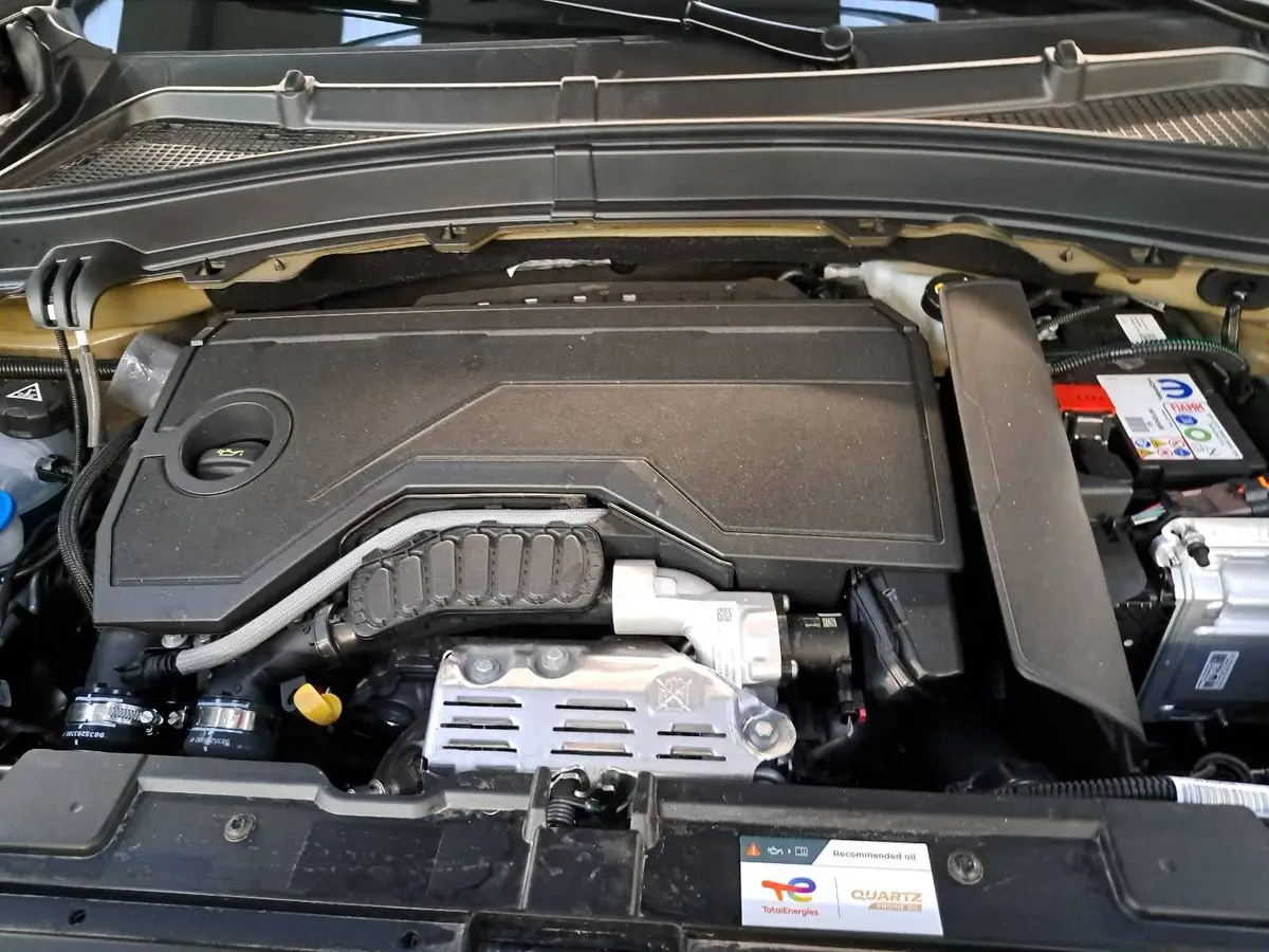 CITROËN C3 AIRCROSS 1.2 HYBRID 145 E-DCS6 PLUS 7-S
