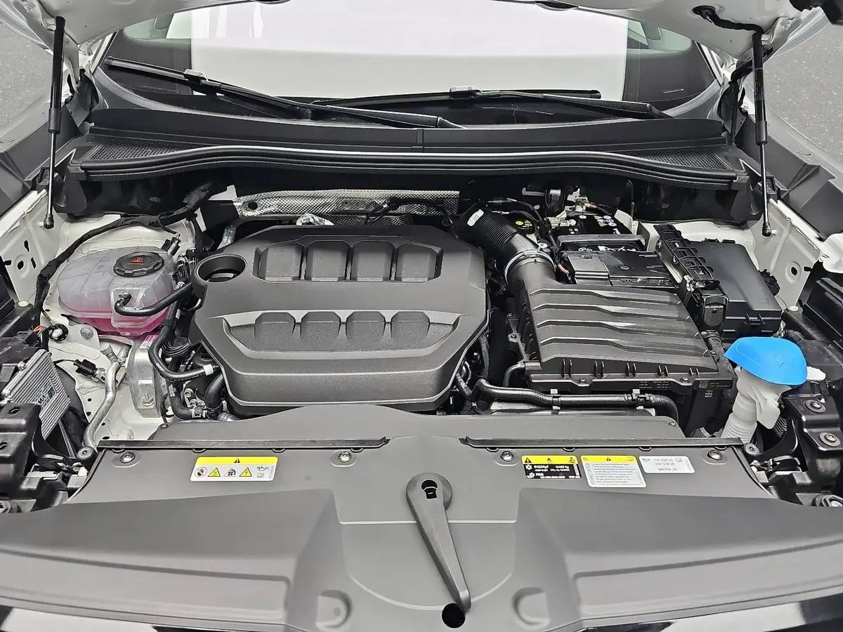 SKODA KODIAQ 2.0 TSI DSG SPORTLINE 4X4 NAVI LED