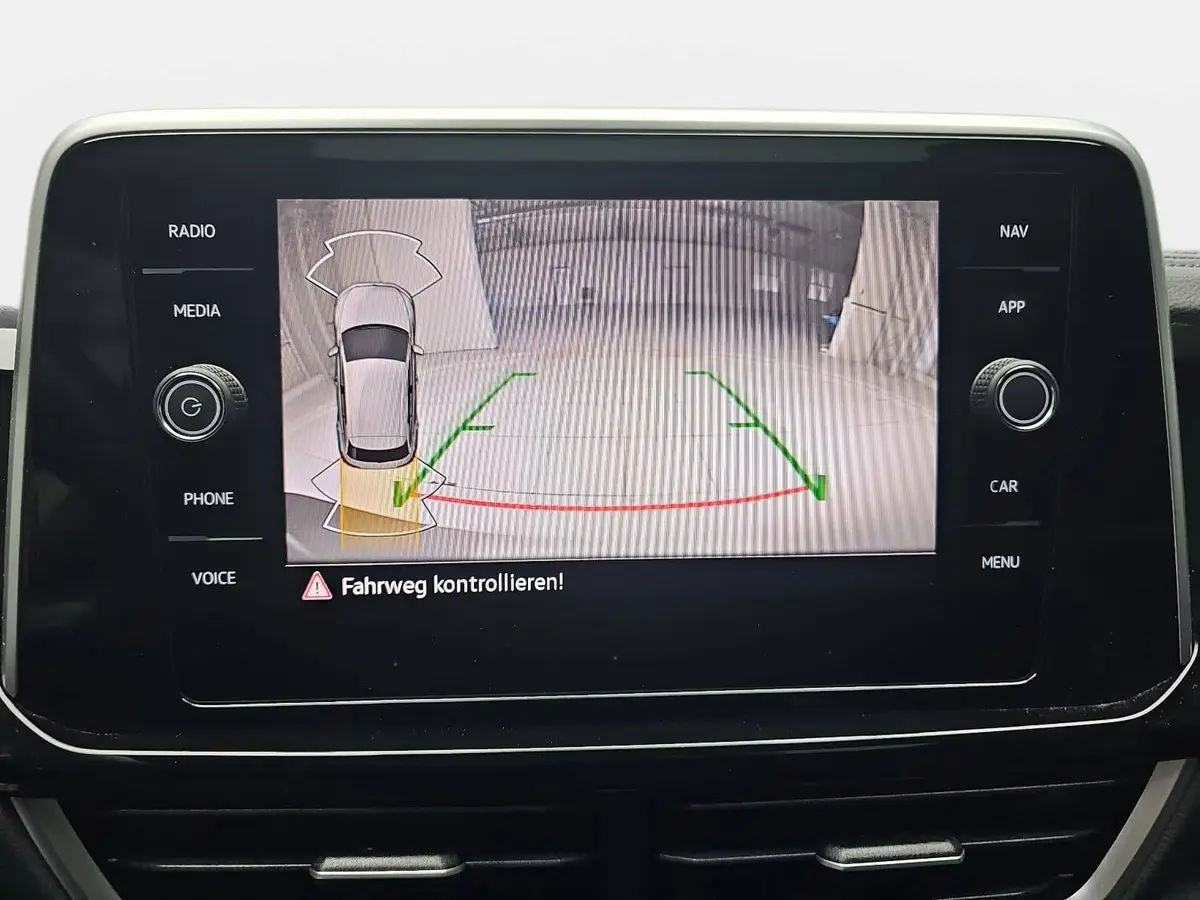 VW T-ROC 1.5 TSI DSG R-LINE NAVI LED-PLUS LM18