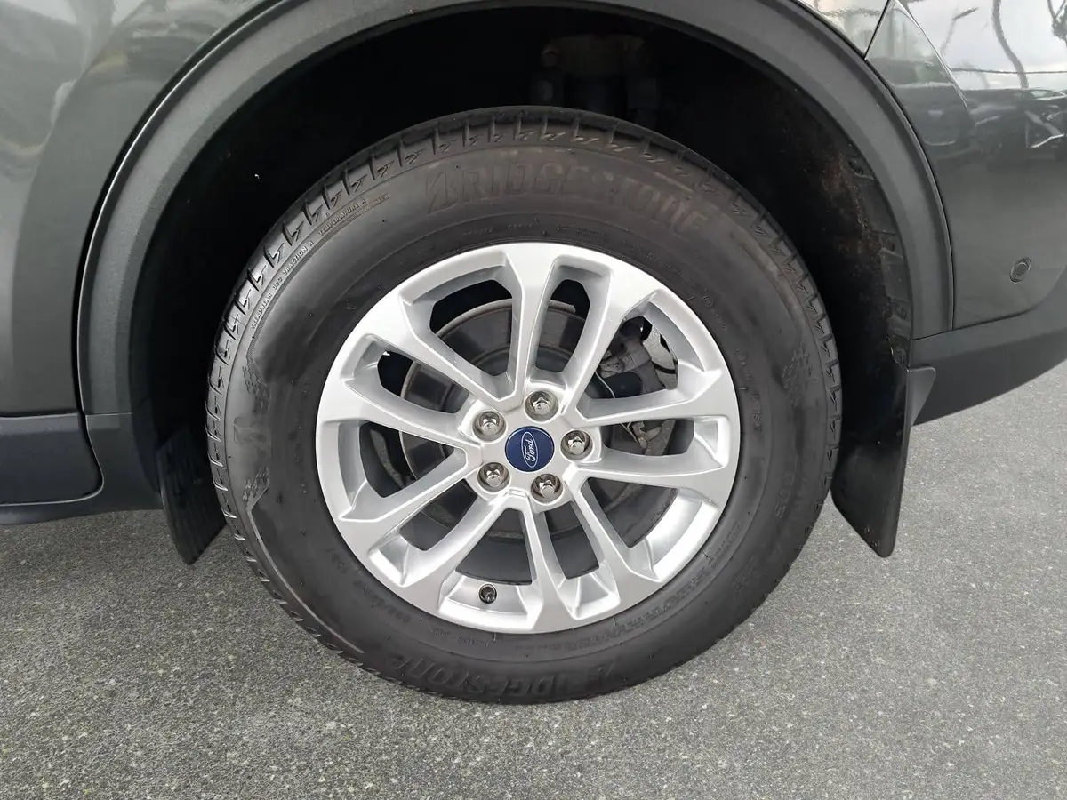 FORD KUGA 2.0 ECOBLUE AUTO. AWD TITANIUM X AHK NAVI LED KAME