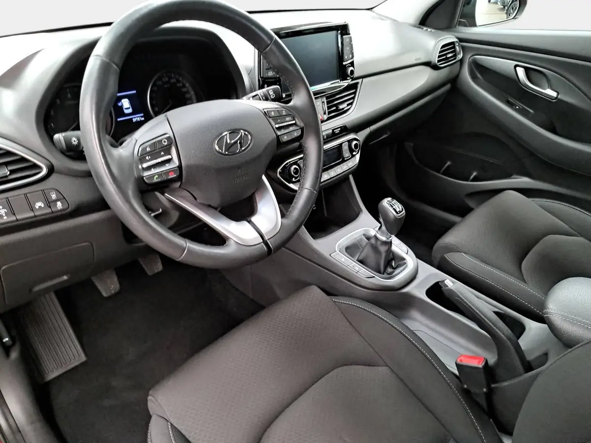 HYUNDAI I30 1.4 YES! GRA WINTER KAMERA
