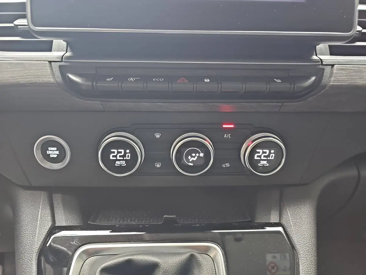 RENAULT KANGOO 1.3 TCE 130 INTENS NAVI LED LM