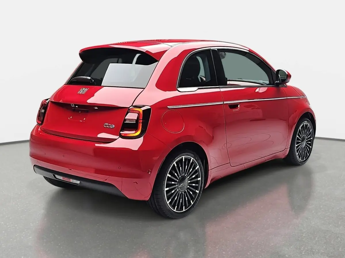 FIAT 500E ELEKTRO 42 KWH LA PRIMA