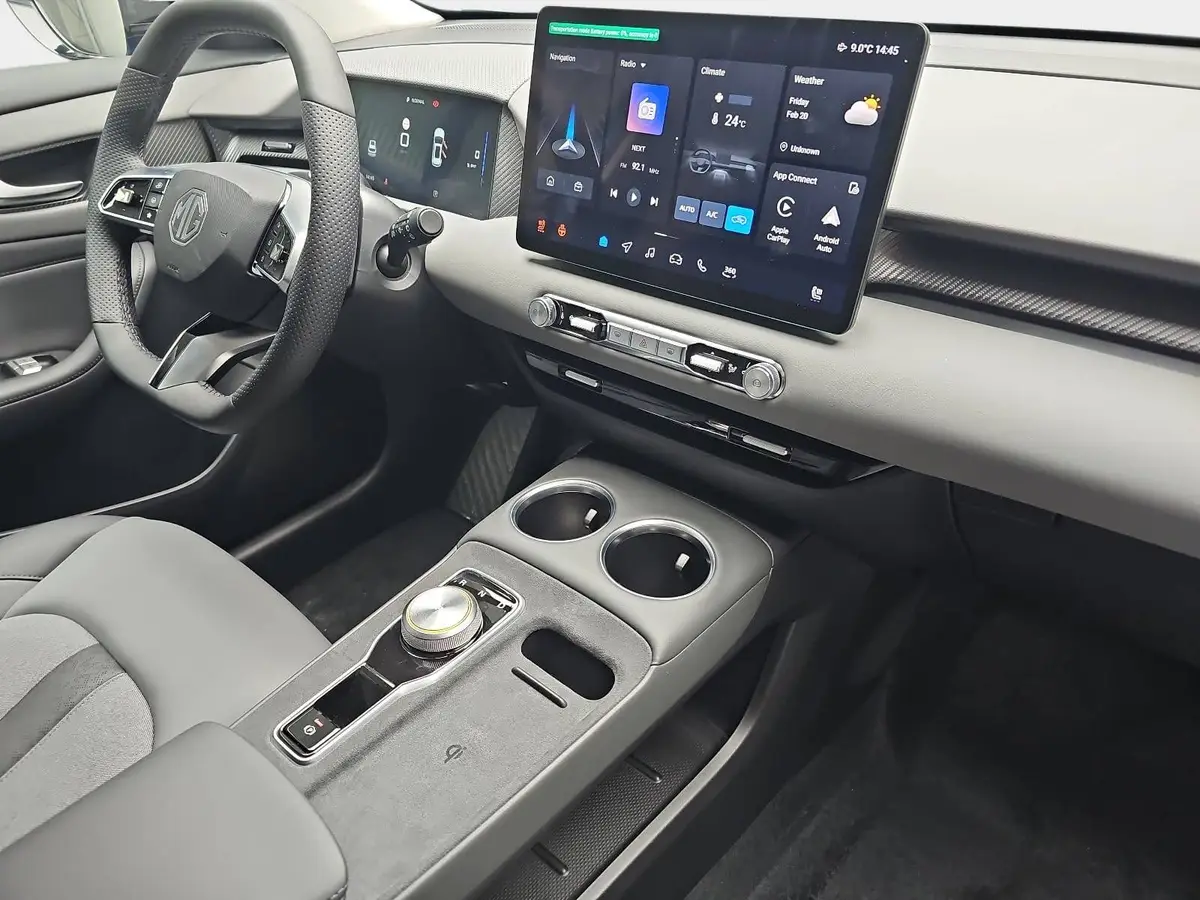 MG S5 EV 64 KWH MY25 LUXURY