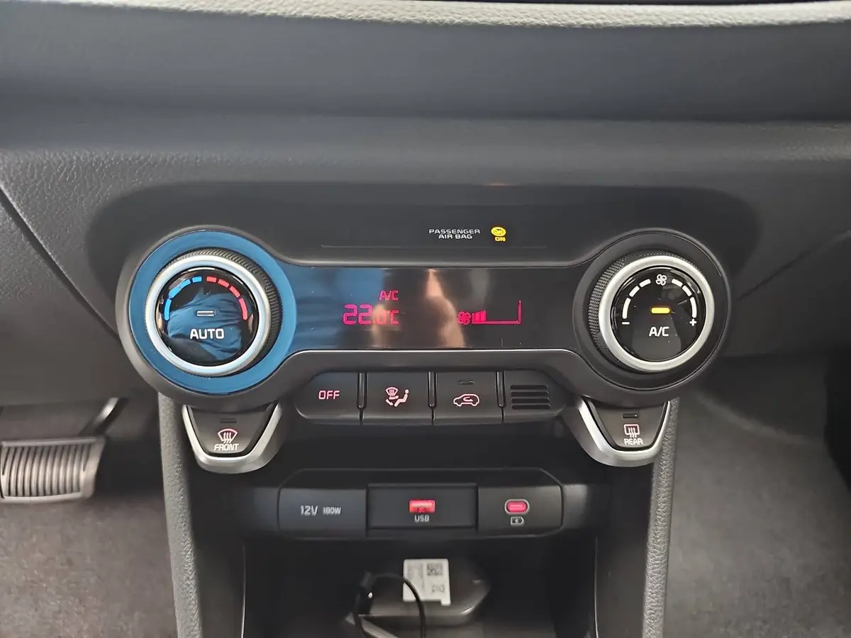 KIA PICANTO 1.0 GDI AUTO. (AMT) SPIRIT LED SITZH. NAVI KAMERA