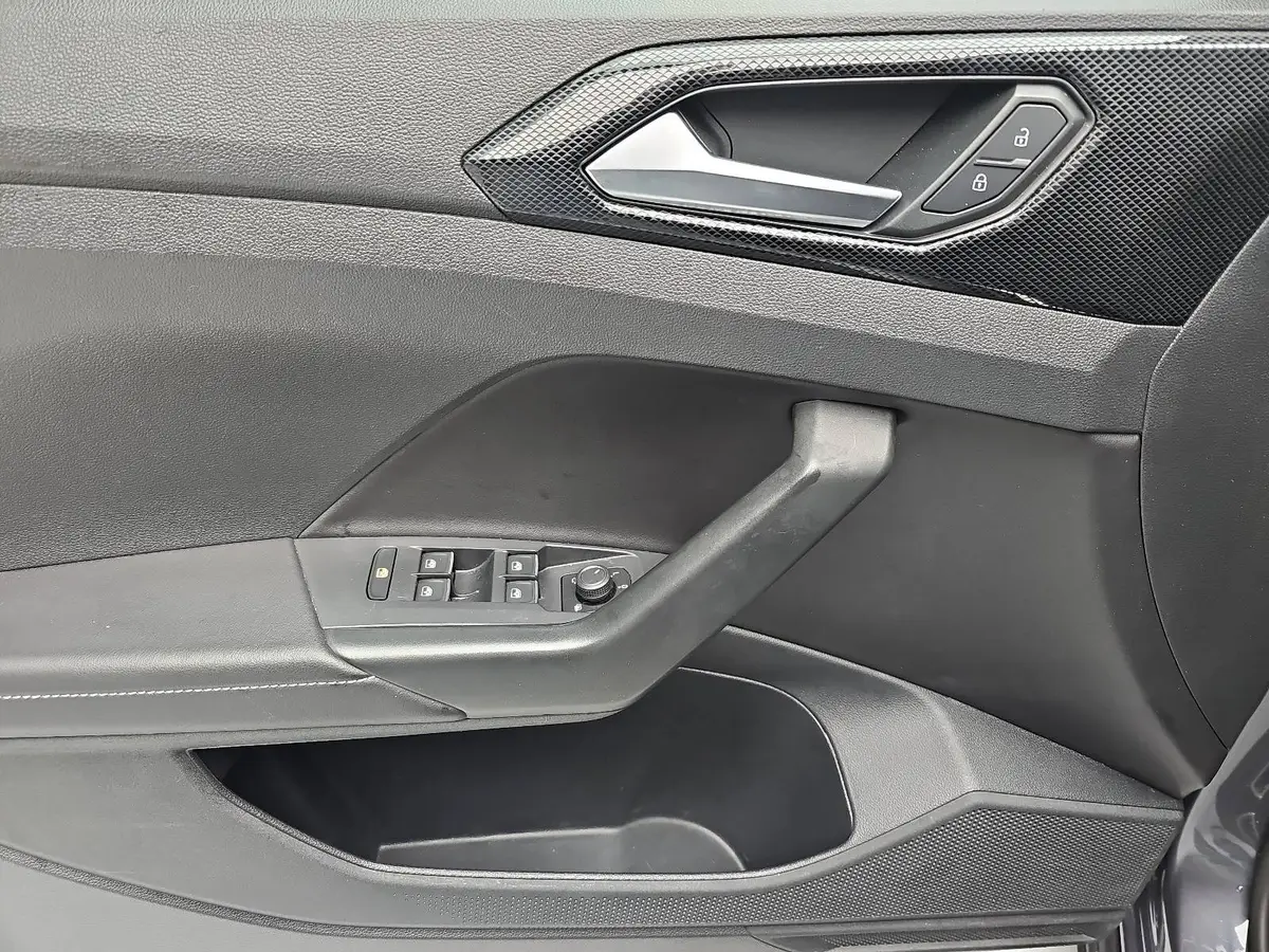 VW T-CROSS 1.0 TSI GOAL NAVI KLIMA LED DAB ACC WINTER LM