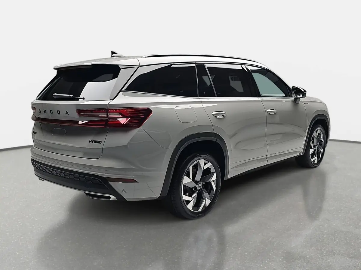 SKODA KODIAQ 1.5 TSI DSG SPORTLINE NAVI LED ACC WINTER KAMERA A
