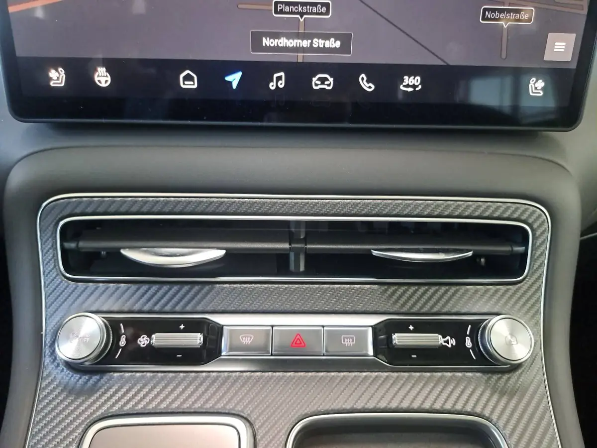 MG ANDERE EV FÖRDERFÄHIG 77 KWH LUXURY AWD PANORAMA LEDER 20-ZOLL