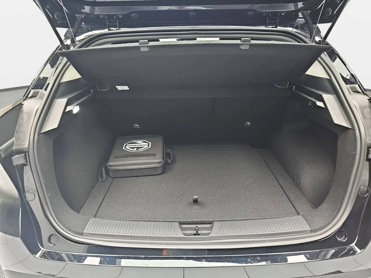 MG MG4 EV 64 KWH MY26 PREMIUM
