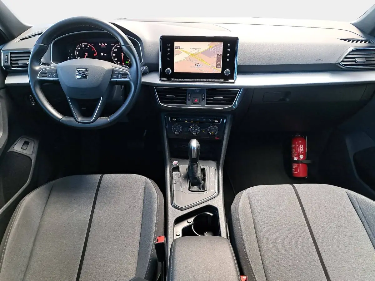 SEAT TARRACO 1.5 TSI OPF DSG STYLE 7-SITZER NAVI VOLL-LED LM18