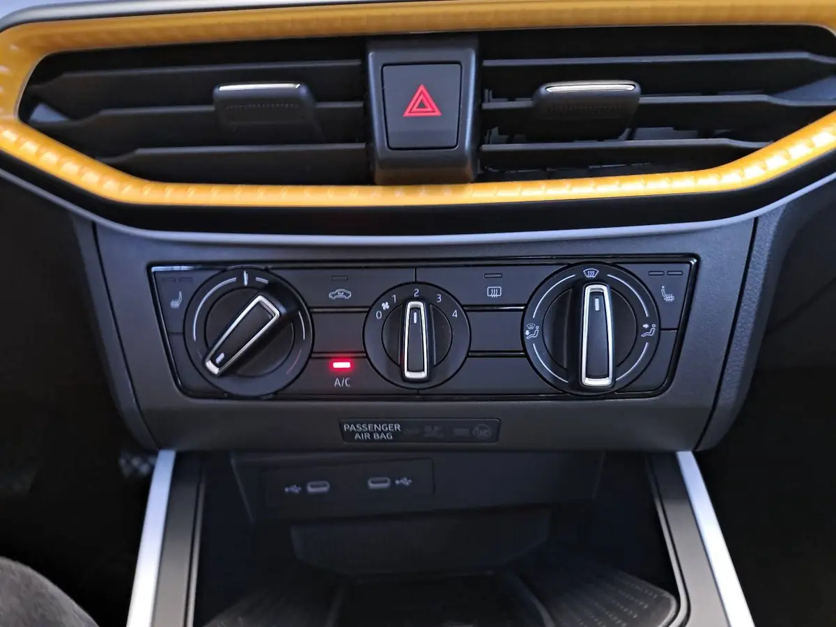 SEAT ARONA 1.0 TSI STYLE ACC WINTER P-ASSIST AHK