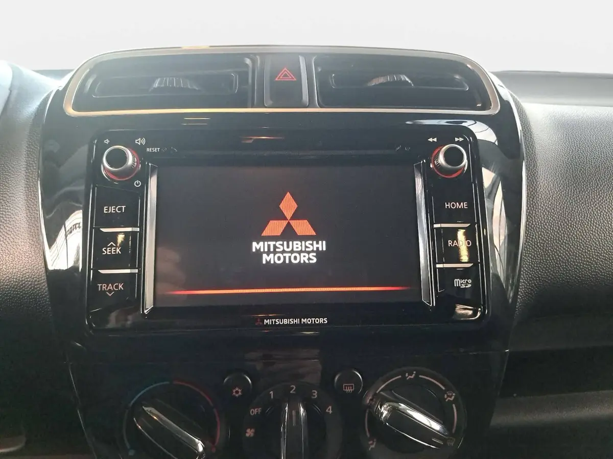 MITSUBISHI SPACE STAR 1.2 INTRO EDITION NAVI LM SITZHEIZUNG