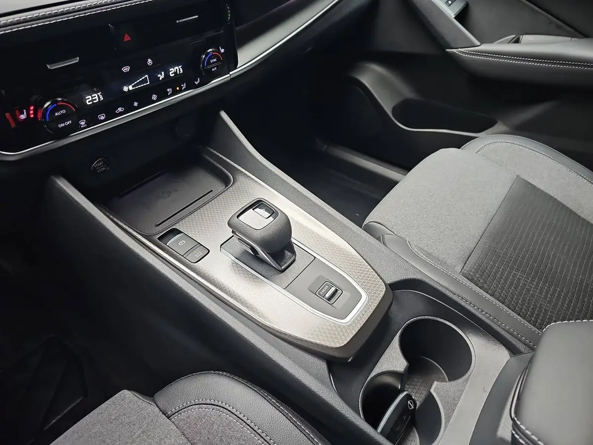 NISSAN QASHQAI 1.3 DIG-T MHEV AUTO. N-CONNECTA WINTER