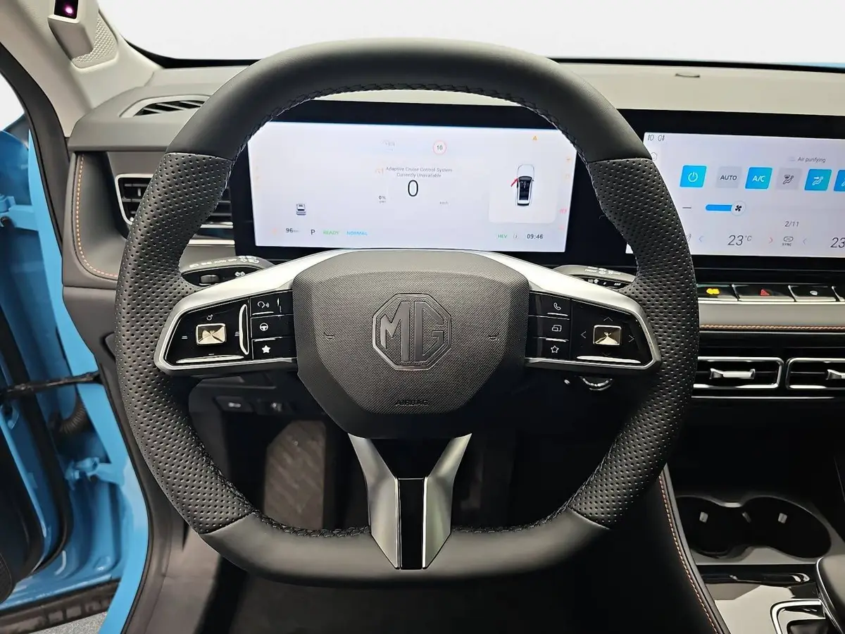 MG HS 1.5 HYBRID+ MY25.5 LUXURY LEDER 360-GRAD-KAMERA 19-ZOLL-LM