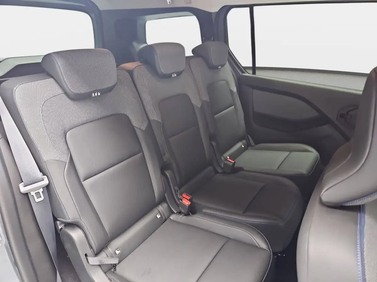 NISSAN TOWNSTAR KOMBI 1.3 DIG-T L2 2.3T TEKNA 7-SITZER