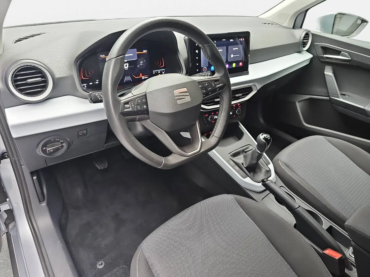 SEAT ARONA 1.0 TSI MOVE! LED KLIMAAUTO FULL-LINK DAB