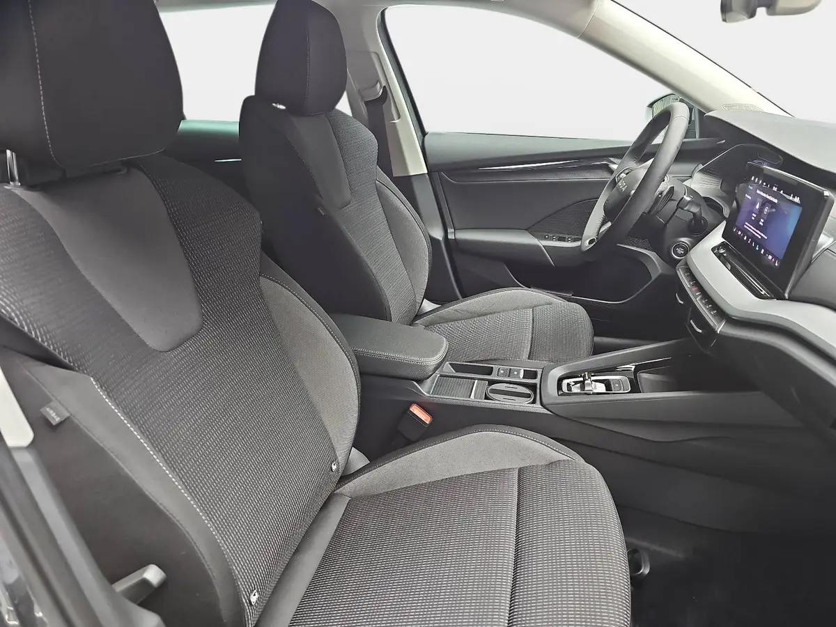 SKODA OCTAVIA COMBI 1.5 TSI DSG 130 JAHRE KLIMAAUTO LED SMARTLINK KAME