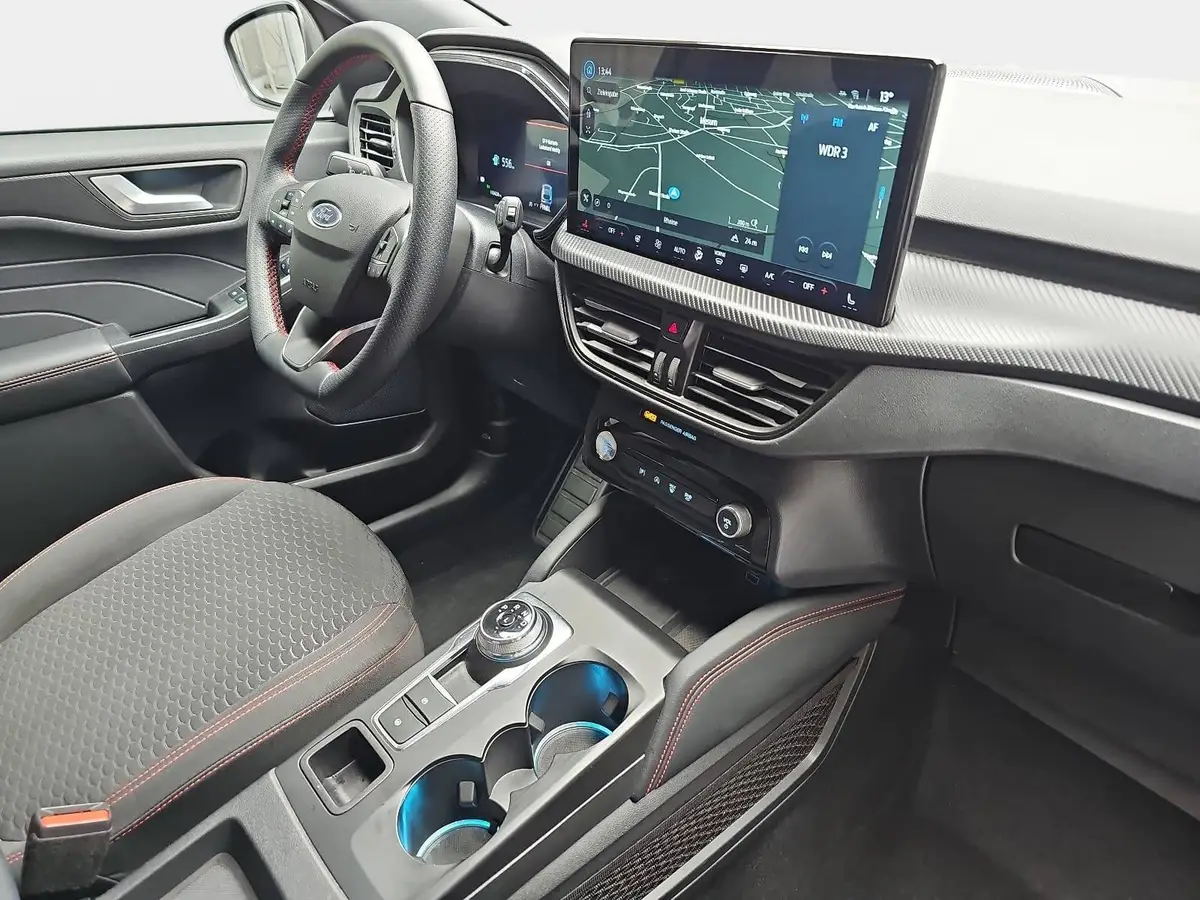 FORD KUGA 1.5 EB AUTO. ST-LINE NAVI LED KLIMAAUTO WINTER SIC