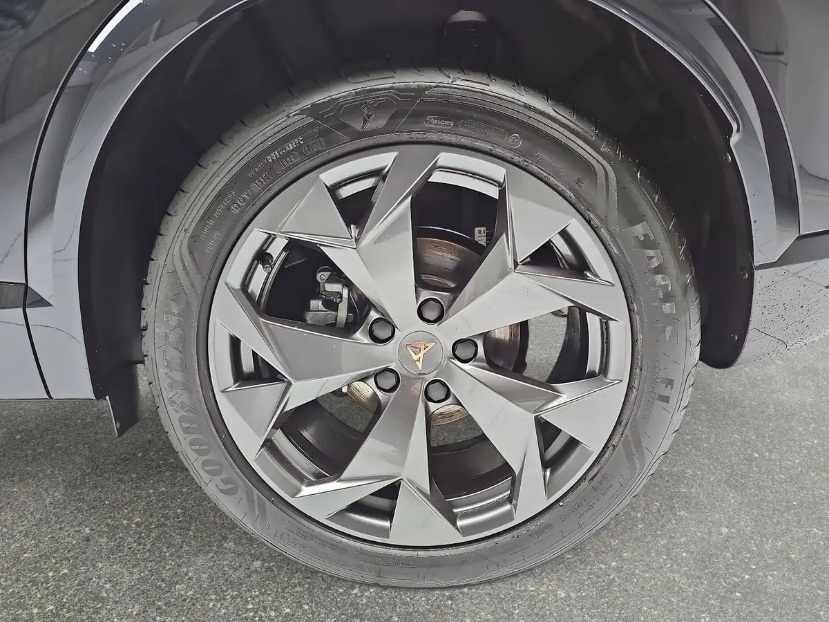 CUPRA FORMENTOR 1.5 E-HYBRID PHEV DSG LED-HD KLIMAAUTO AUDIO MIRRO