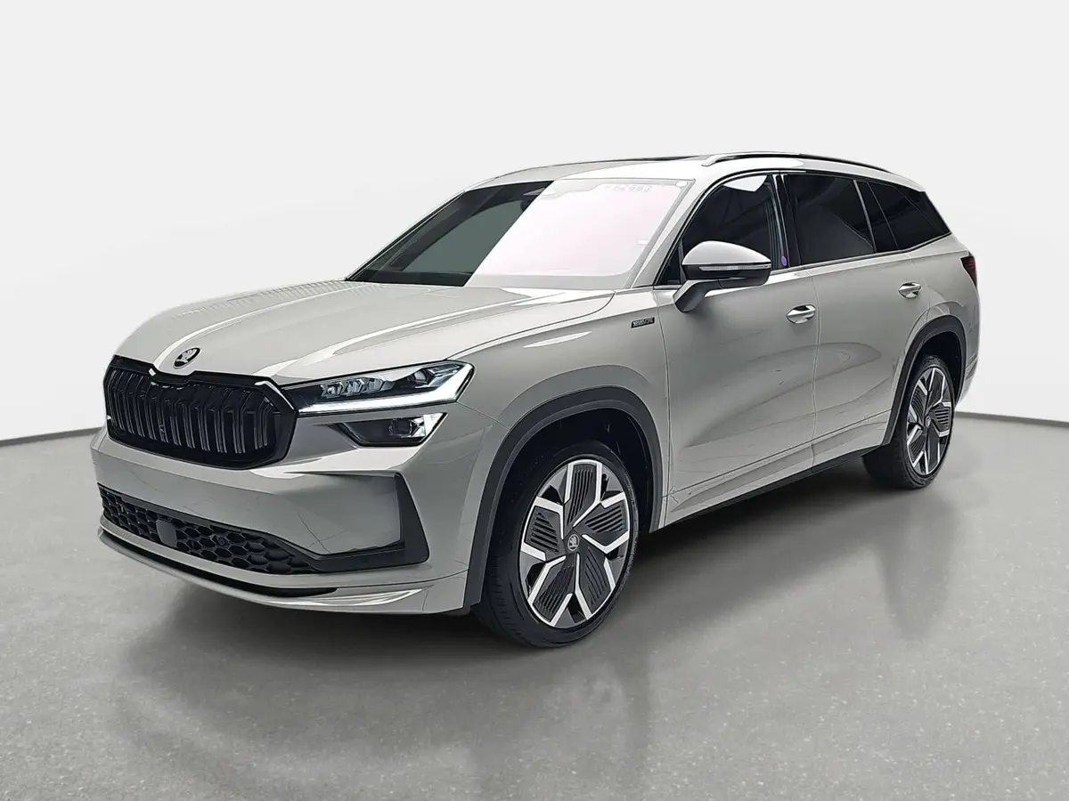 SKODA KODIAQ 2.0 TDI DSG SPORTLINE 4X4 PANO AHK