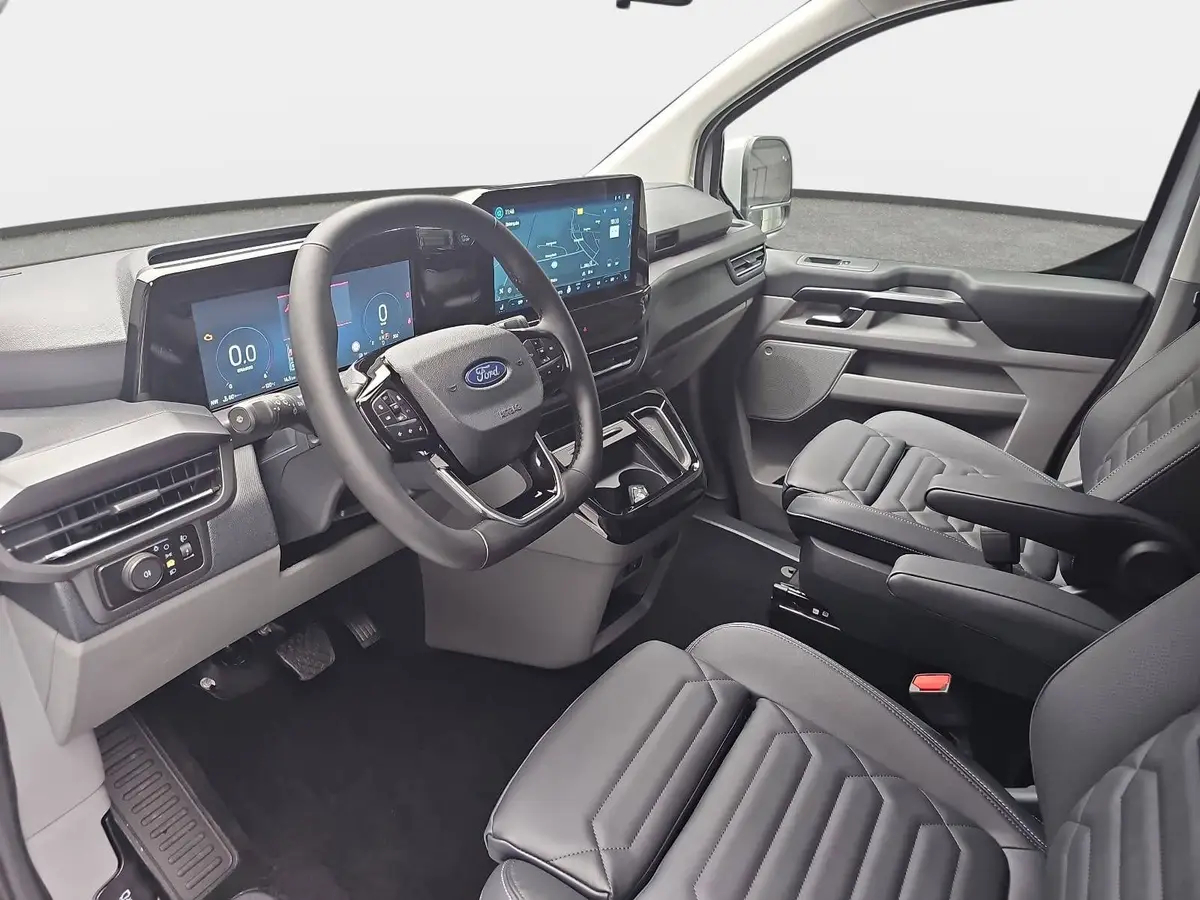 FORD TOURNEO CUSTOM 2.0 ECOBLUE AUTO. L1 TITANIUM X NAVI LED AHK