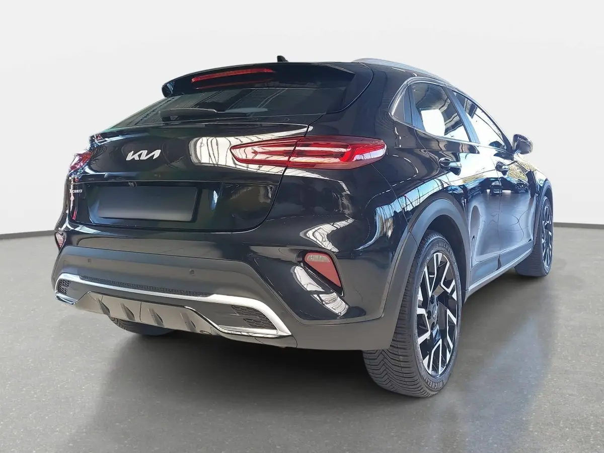 KIA XCEED 1.5 T-GDI DCT7 SPIRIT MJ23 NAVI XCLUSIVE