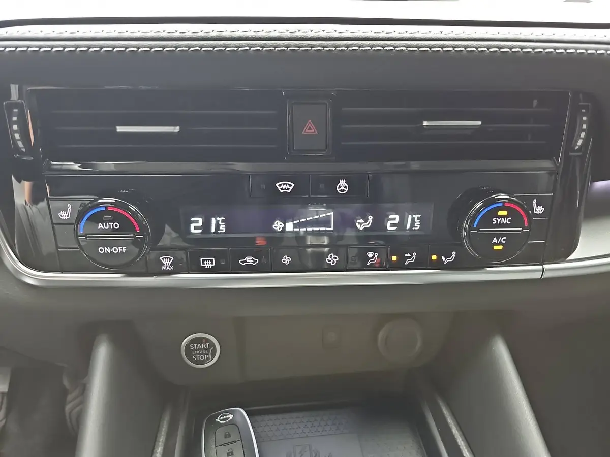 NISSAN QASHQAI 1.3 DIG-T MHEV N-CONNECTA WINTER KOMFORT