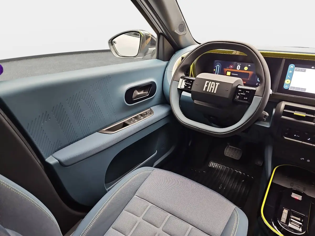 FIAT GRANDE PANDA HYBRID 1.2 EDCT LA PRIMA WINTER PAKET