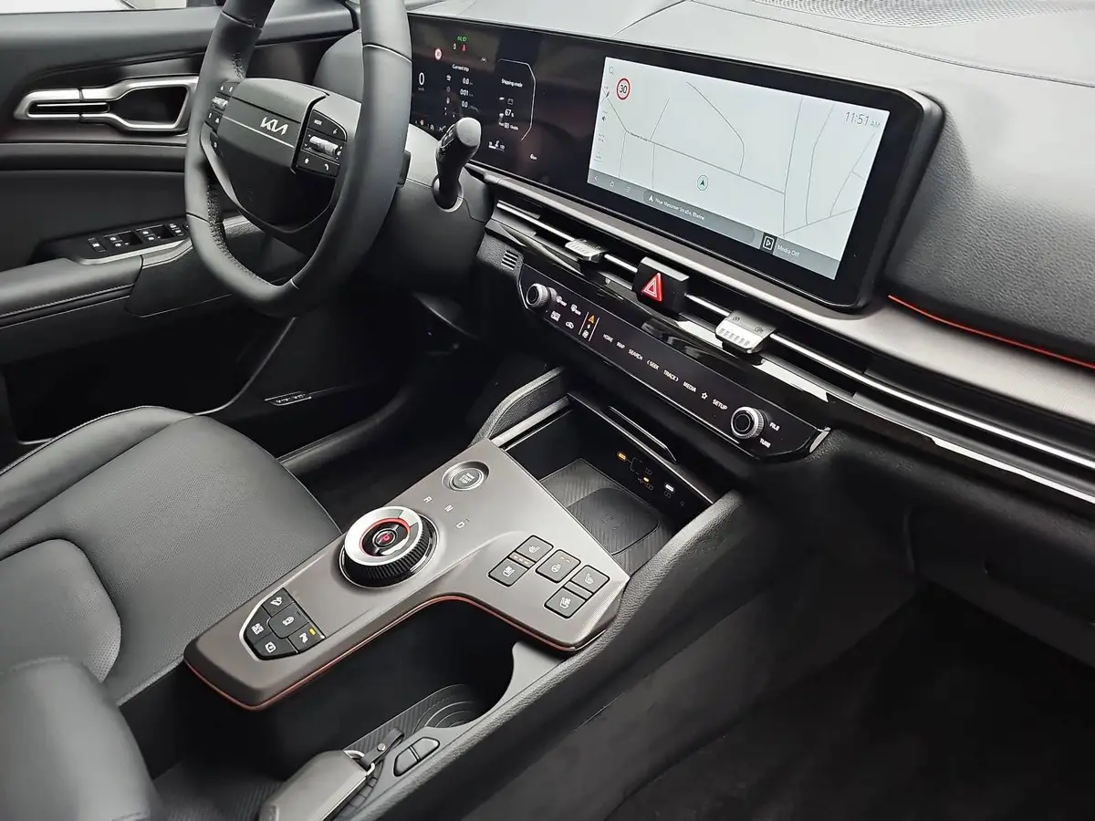 KIA SPORTAGE 1.6 T-GDI 150 2WD DCT SPIRIT MJ26 LEDER DRIVEWISE SOUND