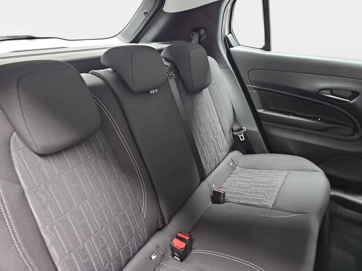 FIAT 600 1.2 T3 HYBRID DCT BUSINESS EDITION MJ26 ALLWETTERREIFEN