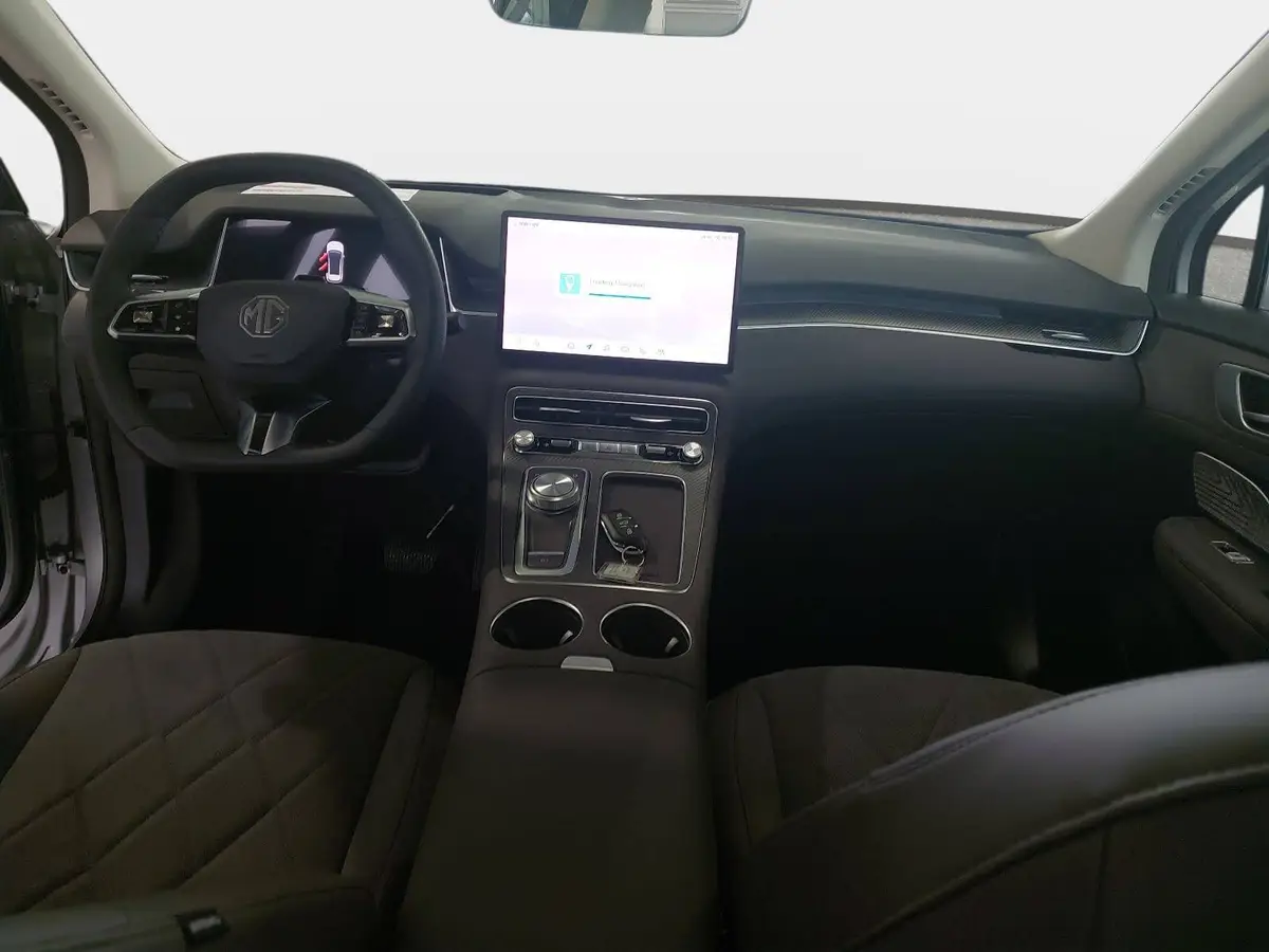 MG ANDERE EV 77 KWH MJ26 LUXURY PANORAMA LEDER 20-ZOLL