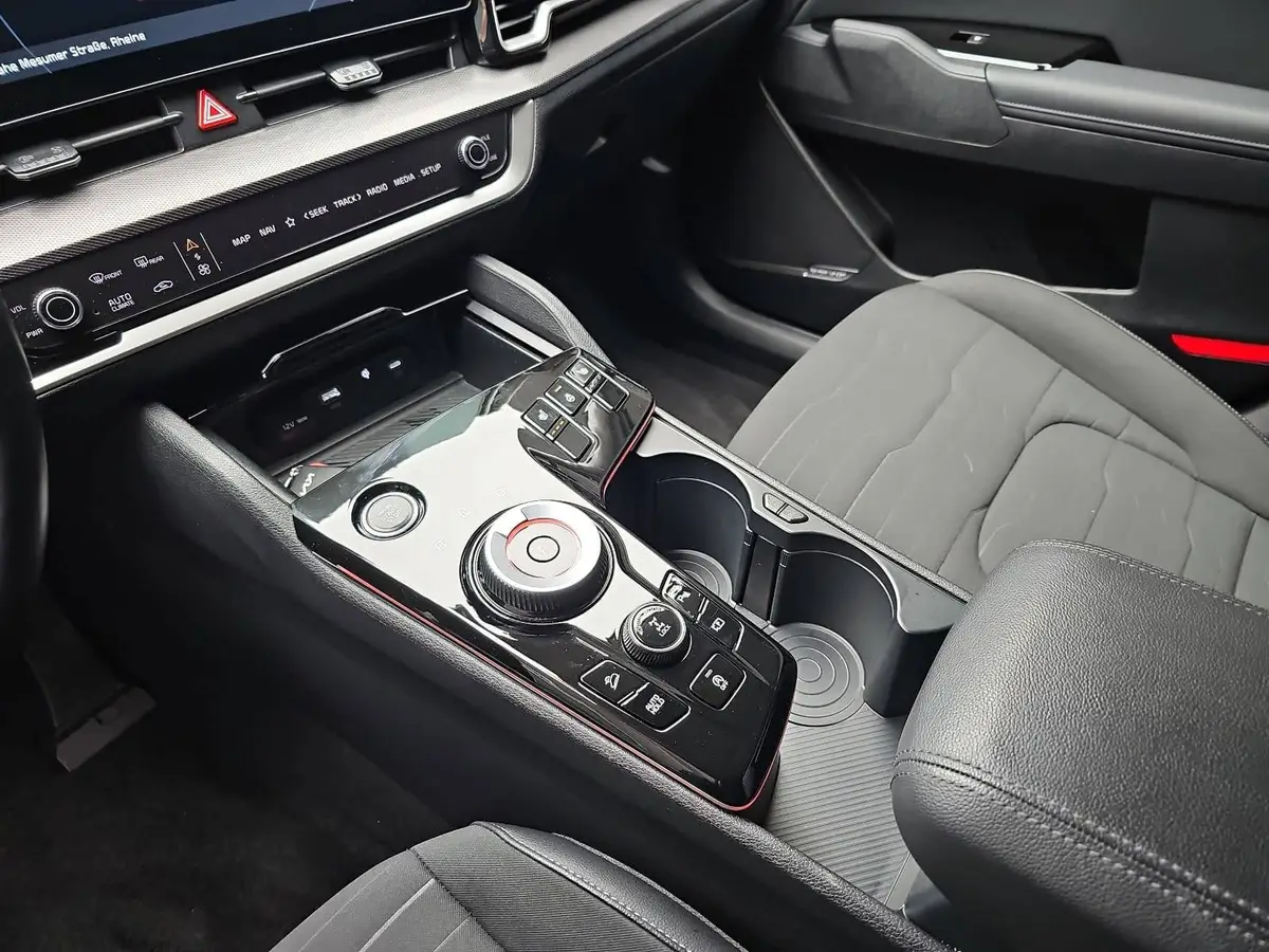 KIA SPORTAGE 1.6 CRDI DCT AWD SPIRIT DRIVEWISE SOUND