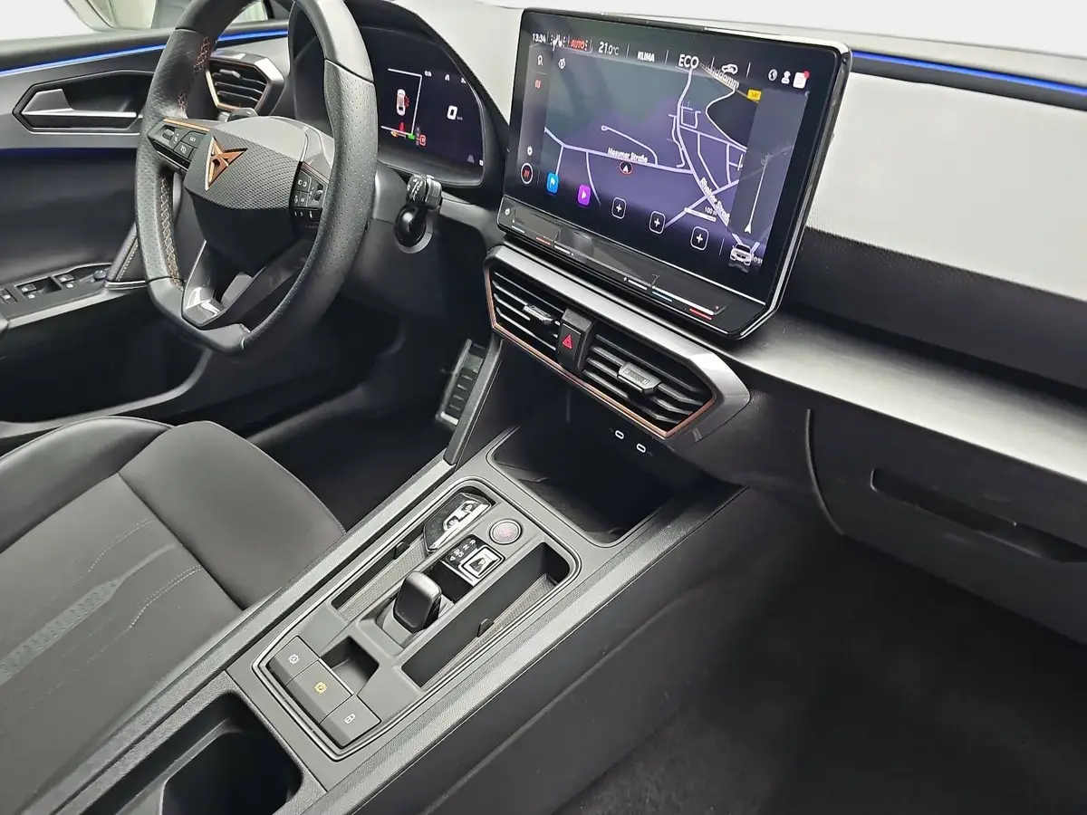 CUPRA LEON ST 1.4 E-HYBRID DSG LED DCC KAMERA