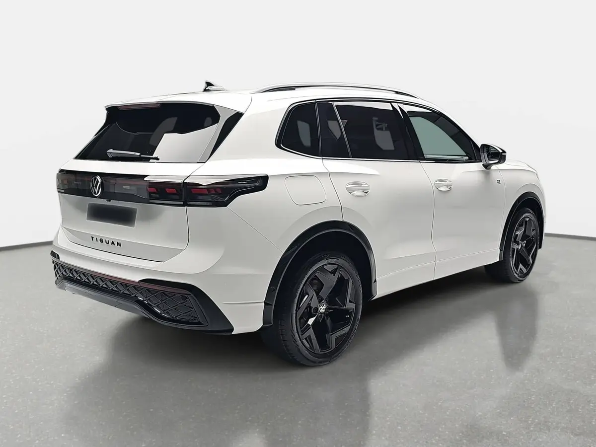 VW TIGUAN 2.0 TDI DSG R-LINE NAVI LED PANO