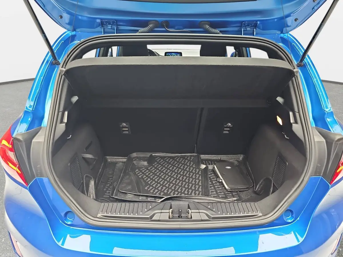 FORD FIESTA 1.5 TDCI ST-LINE NAVI PANO KAMERA