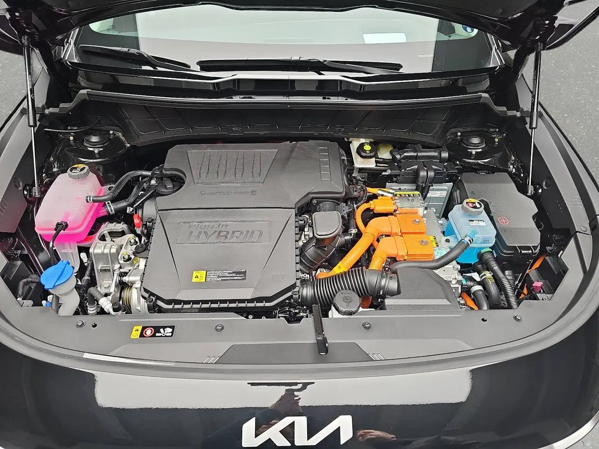 KIA NIRO 1.6 GDI PLUG-IN-HYBRID DCT SPIRIT LM18" TECHNOLOGIE RELAX