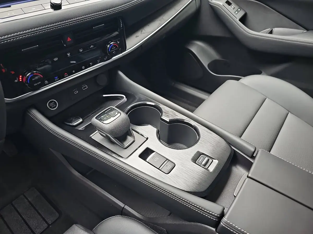 NISSAN X-TRAIL 1.5 VC-T MHEV AUTO. TEKNA PANORAMA BOSE 20ZOLL