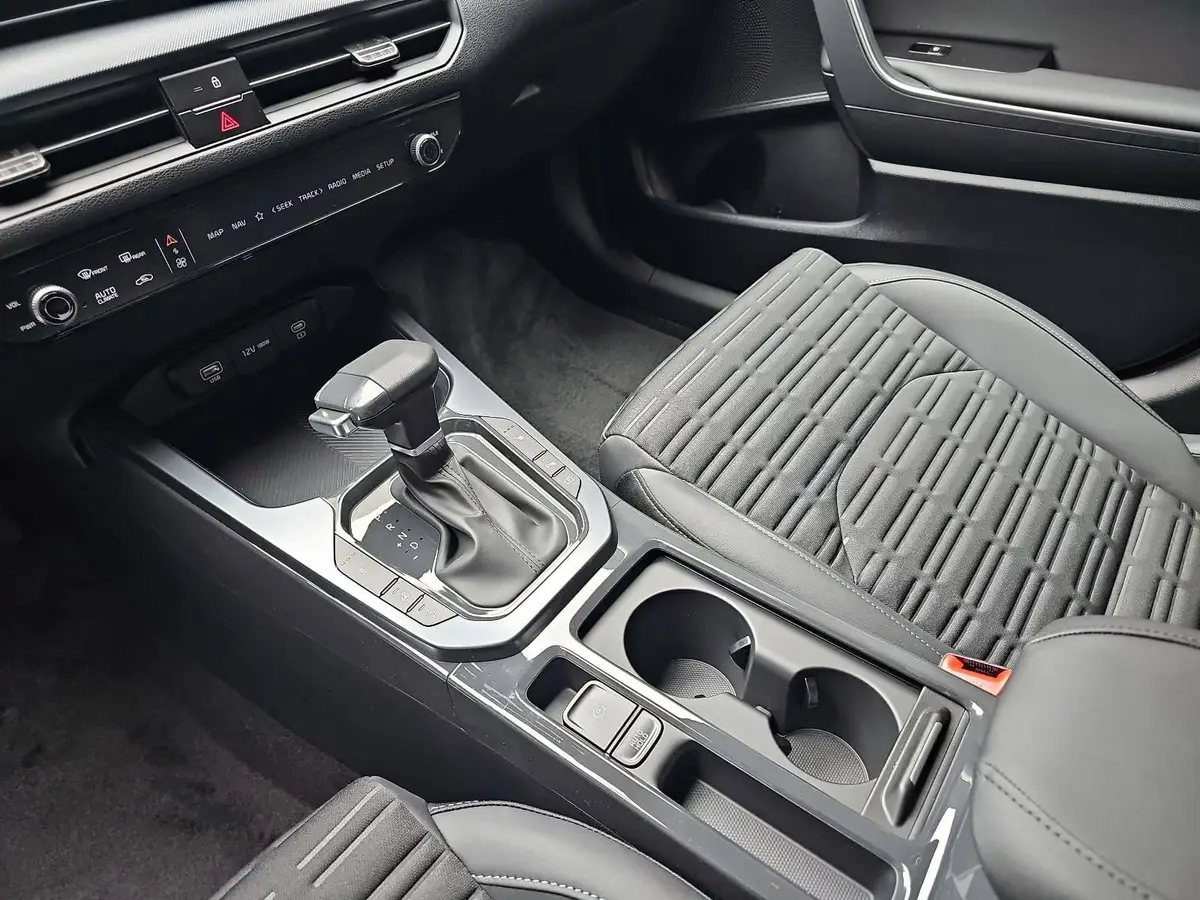 KIA XCEED 1.6 T-GDI 150 DCT VISION MJ27 KOMFORT-PRO
