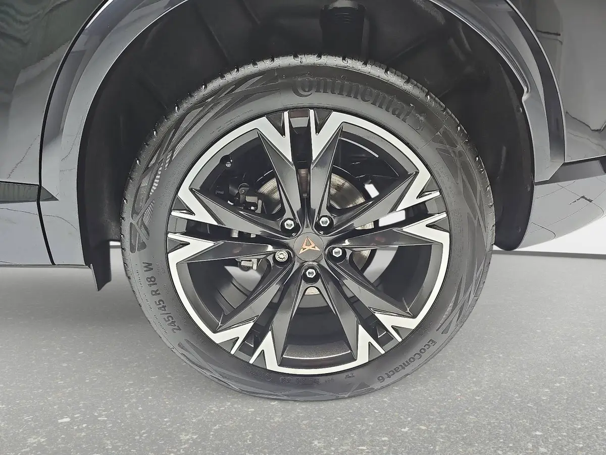 CUPRA FORMENTOR 1.5 ETSI DSG NAVI LED ACC SPURPAKET EL.HECKKL. KAM