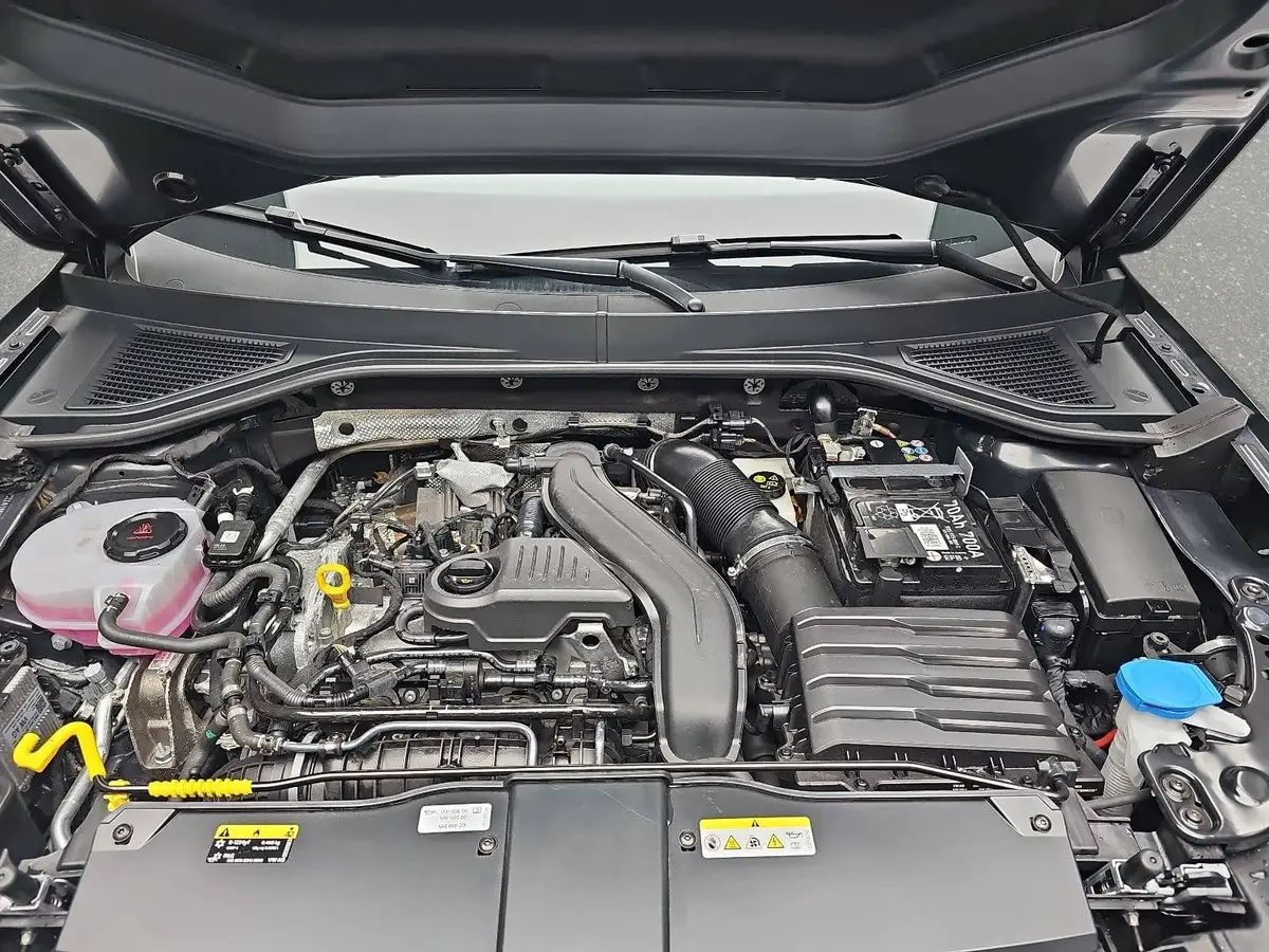 VW T-ROC 1.5 TSI DSG GOAL NAVI LED KLIMAAUTO ACC KAMERA AHK